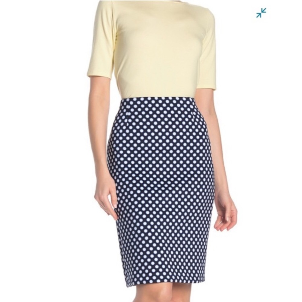 💙T TAHARI💙EXPOSED BACK ZIP PENCIL SKIRT💙